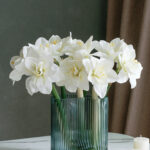 Hoa loa kèn giả trang trí nhà cửa