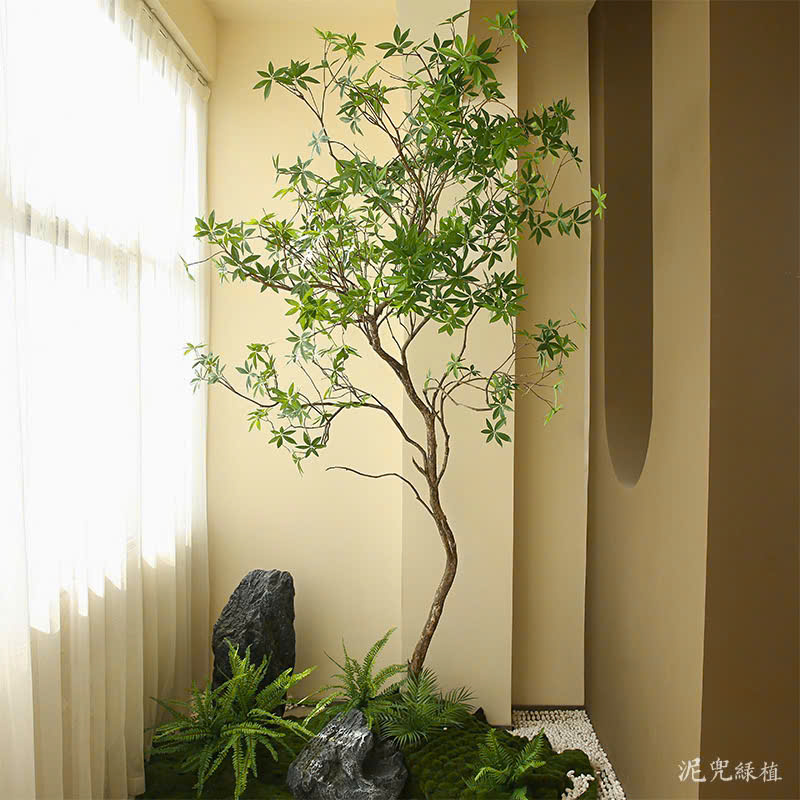 Cây giả đẹp đặt trong phòng khách